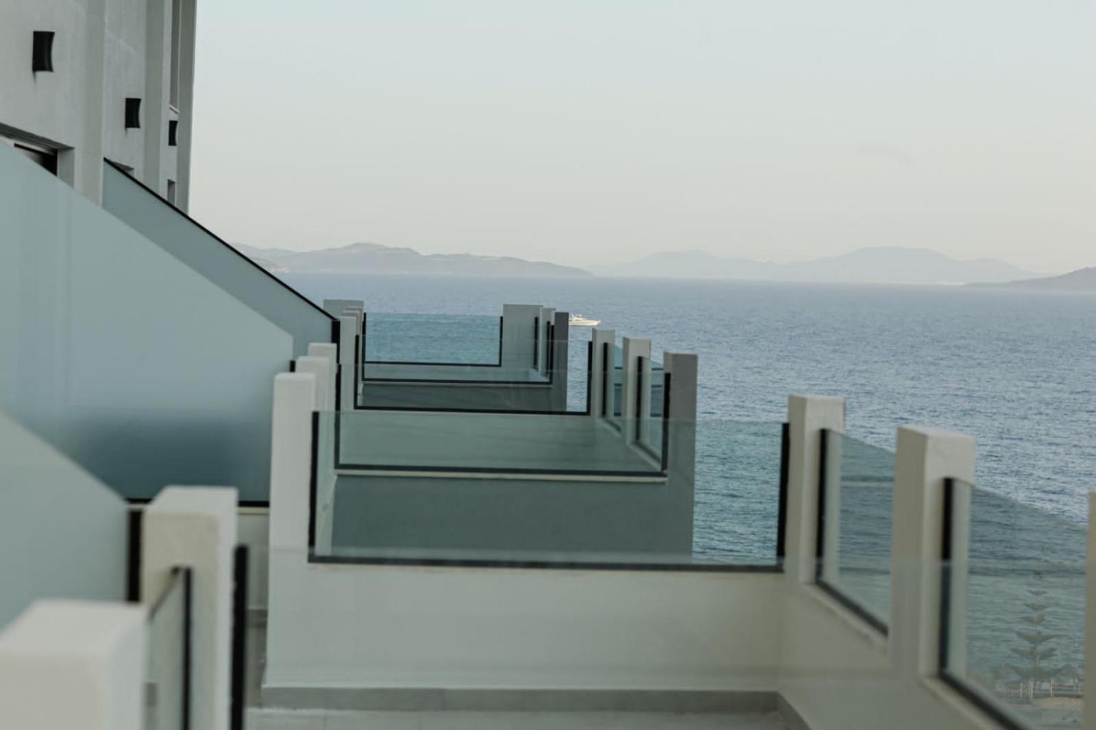 Matias Apartments Sarandë Esterno foto