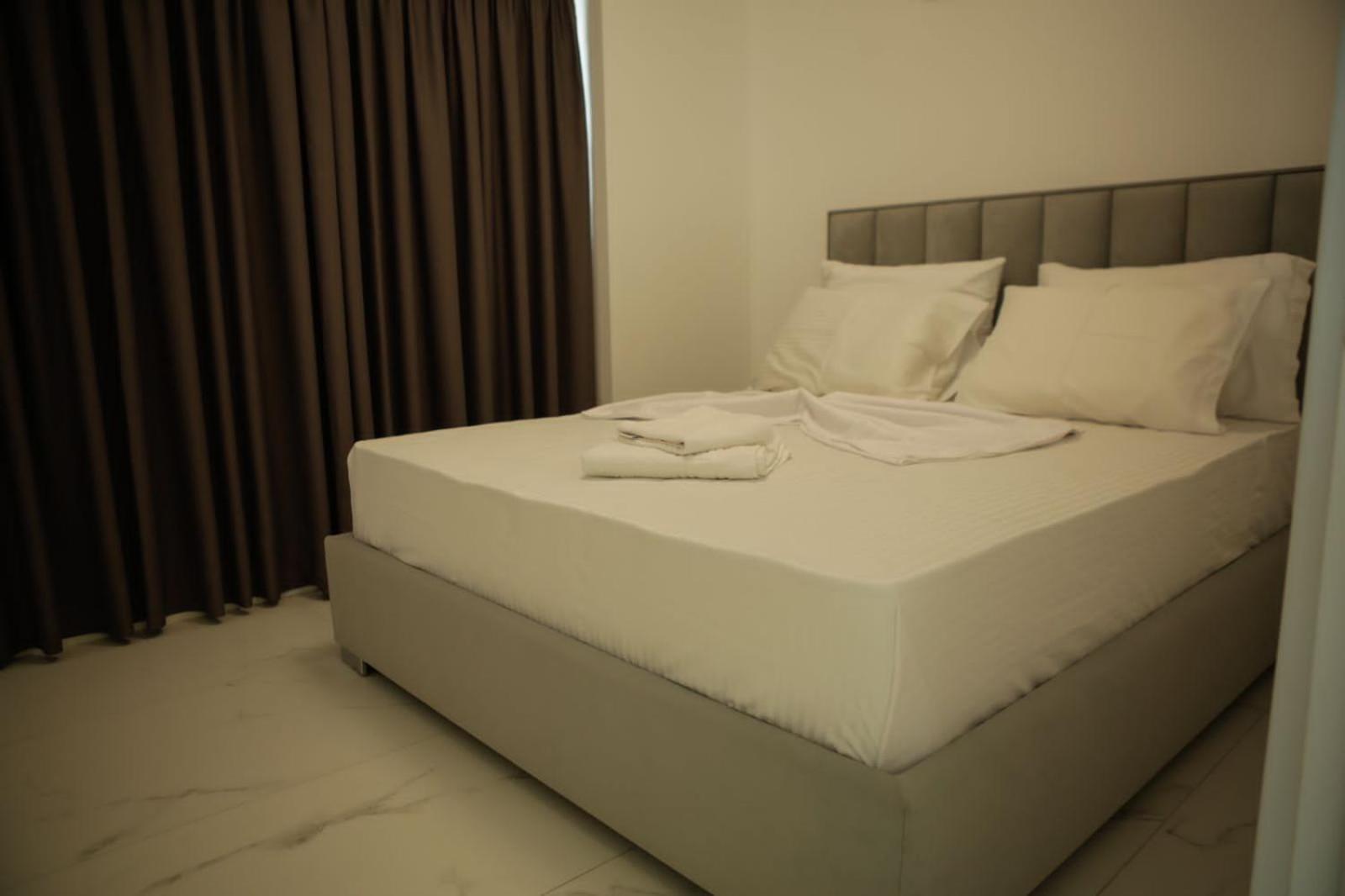 Matias Apartments Sarandë Esterno foto