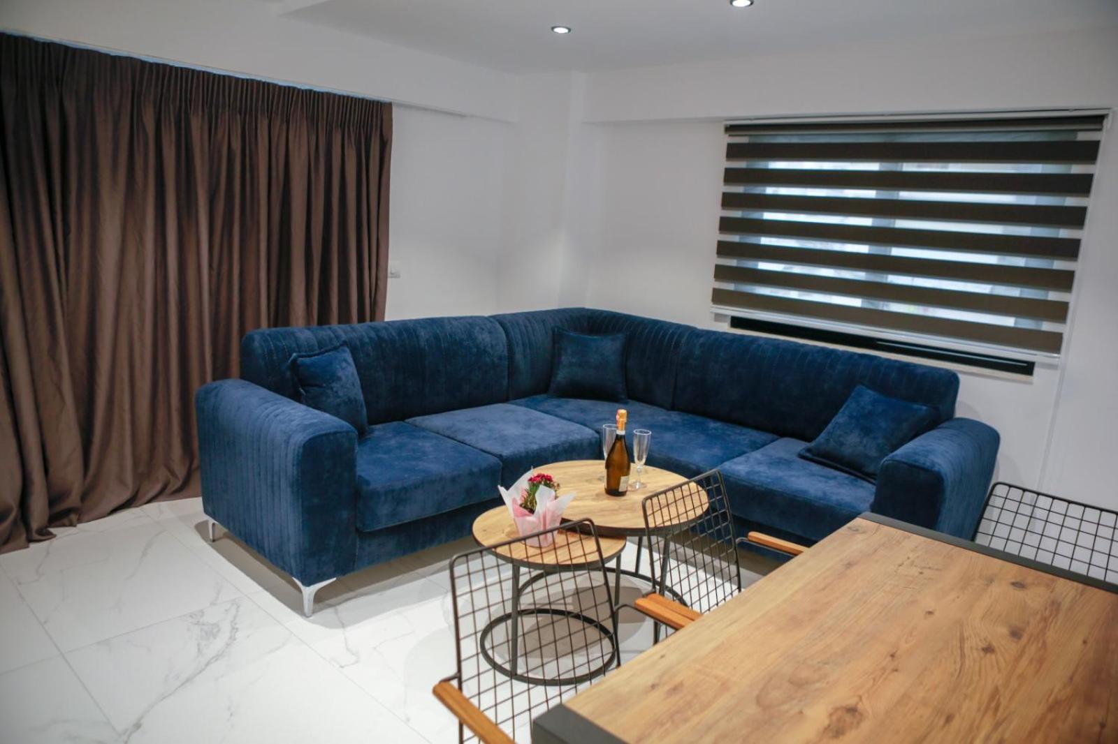 Matias Apartments Sarandë Esterno foto
