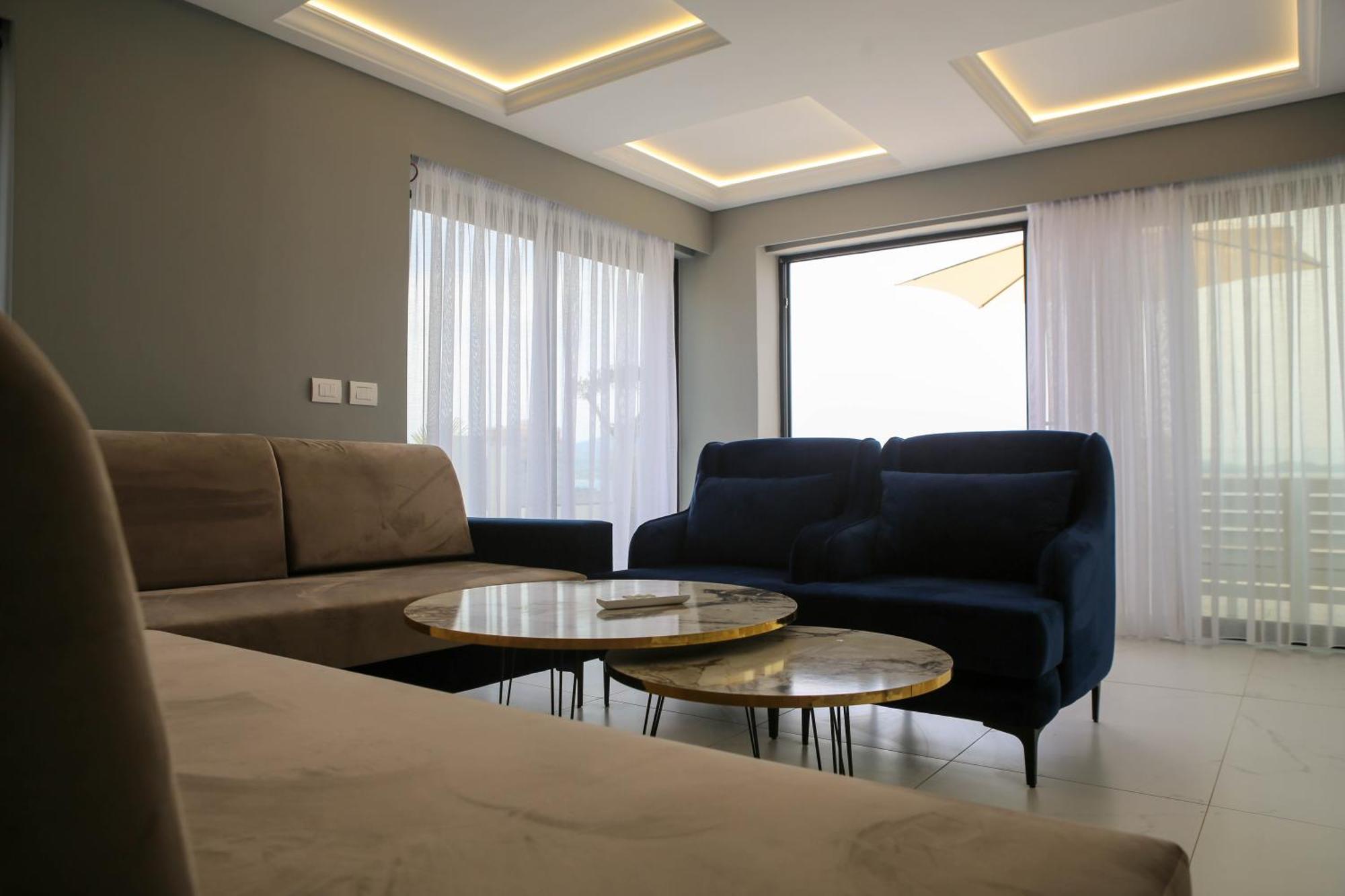 Matias Apartments Sarandë Esterno foto