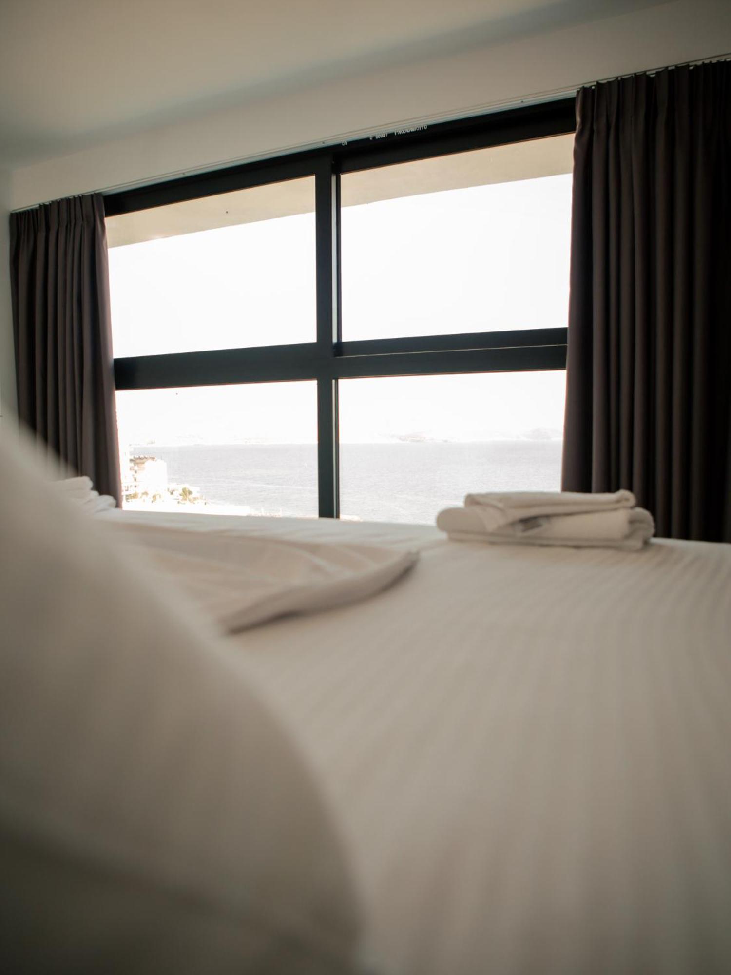Matias Apartments Sarandë Esterno foto